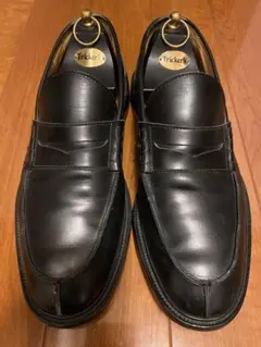 値下げ交渉可】Tricker's ブラック レザーシューズ M725 - メルカリ
