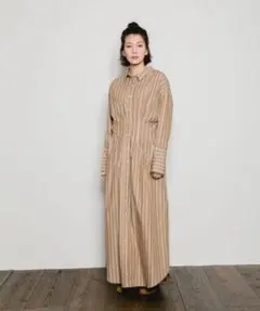 美品☆MUVEIL 刺繍 クレリックシャツワンピース green - メルカリ
