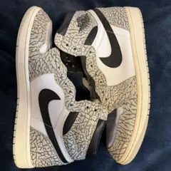 NIKE AIR JORDAN 1ホワイトセメント