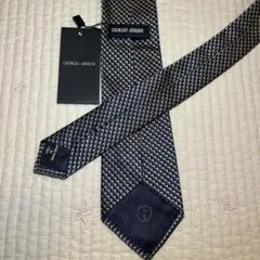GIORGIO ARMANI ネクタイピン タイバー チェーン付 箱・袋付 - メルカリ