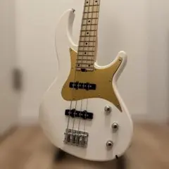 軽量！Aria Pro Ⅱ RSB-618 ジャズベースタイプ ホワイト
