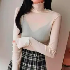 新品☆オフホワイト　シアートップス　ハイネック　カットソー　インナー　レイヤード