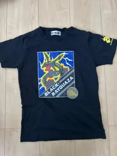 レックウザ：ユニクロ「ポケモンカードゲームTシャツ」 PROMO XY