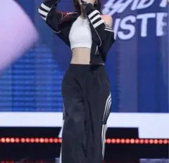 U239 XSサイズ　アトランタ カットライン ルーズナイロン トラックトップ