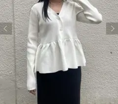 omekashi ペプラムトップス ホワイト