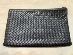 ボッテガヴェネタ　セカンドバッグ　イントレチャート　レザー　ブラック