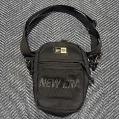 NEW ERA ショルダーバッグ　ネイビー色(迷彩柄)