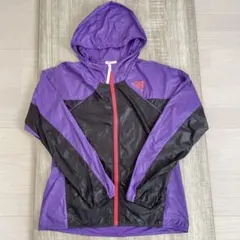 【adidas】ナイロンジップパーカー