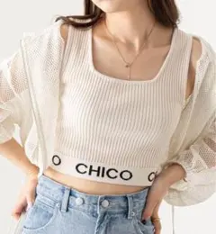 chico チコ 裾ロゴクロップドタンクトップ アイボリーのサムネイル