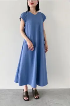 LOUNIE ルーニィ Aライン ワンピース フレアロング 半袖 ブルーきれいめ