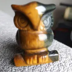 石置物のフクロウ。
