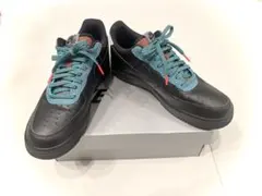 【美品】NIKE AIR FORCE 1 ’07 LV8