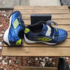 umbro 青色 スニーカー ベルクロのサムネイル