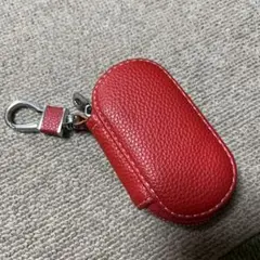 レザー製赤いキーケース