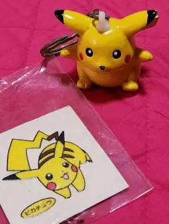 レトロ当時物初期ピカチュウキーホルダーとシール(オマケ)
