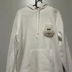 むにゅ　ウサギ顔パーカー Lサイズ