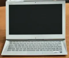 【ジャンク】SONY製VAIO Duo 13 SVD13219CJWのサムネイル
