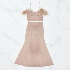 ROBE de FLEURS ローブドフルール フェザーショルダービジュードレス