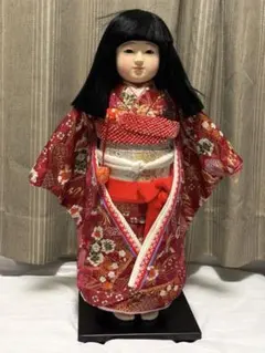 市松人形 赤い着物 黒髪 市松人形 花柄着物 黒髪 飾り市松 43cm - メルカリ