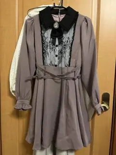 ROJITA 　ブローチ付きレース切替クロスベルトワンピース （ピンクブラウン）