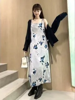 【美品】ビスチェデザインサテンキャミワンピース ブルー 1 フレイアイディー