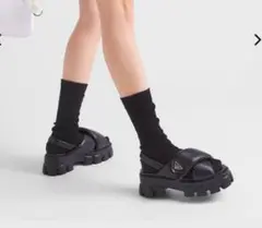 【新品未使用】プラダ ソフト パデッドナッパレザー スリッポン サボ ミュール 楽天市場】プラダ PRADA パデッドナッパレザー トライアングル