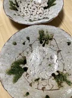 益子陶器市　作家　ムーニーともみさん　四角皿　一点物 益子陶器市 作家 ムーニーともみさん 四角皿 一点物 - メルカリ