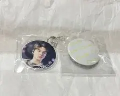 SEVENTEEN EXHIBITION カプセルトイ バーノン