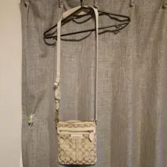 COACH ショルダーバッグ ベージュ ロゴ柄