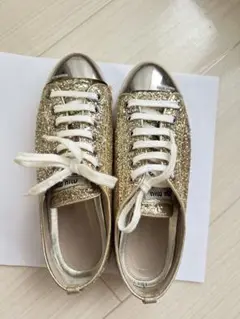 miumiu スニーカー