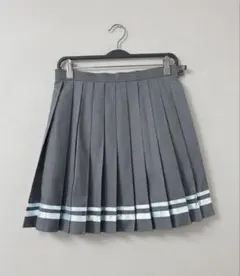 日向坂46アンコール衣装スカートのサムネイル