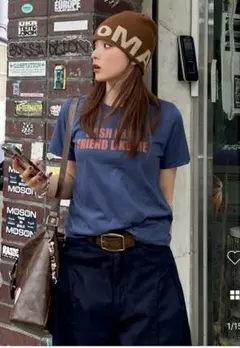 今期新品　nugu ヌグ　WISH ロゴTシャツ　半袖　クロップドのサムネイル