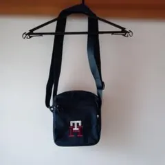 トミ−フィルガ―、ショルダーバッグ 未使用に近い