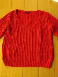 【美品】TRAMONTANA リブ編み Vネック バルーンスリーブ セーター