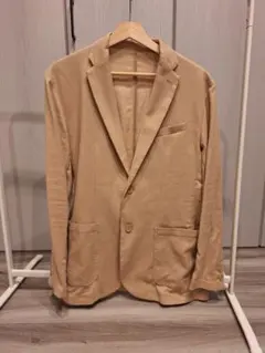 ベージュ テーラードジャケット カジュアル