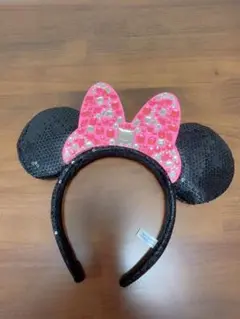 ミニーマウス カチューシャ 黒とピンク