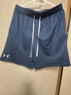 Under Armour HEATGEAR ネイビーショートパンツ L