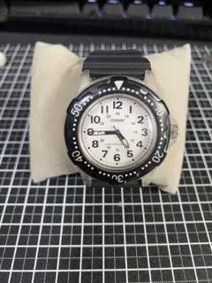 稼動品SEIKO CURRENT アナログ腕時計 ホワイト/ブラック