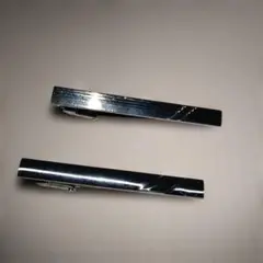 シルバー ストライプ ネクタイピン