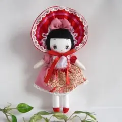 文化人形＊17.5㎝＊おかっぱさん＊正絹古布＊小さな敷物付き②