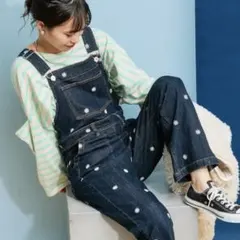 美品 HELLO.SANFRANCISCO マーガレット刺繍デニムオーバーオールのサムネイル