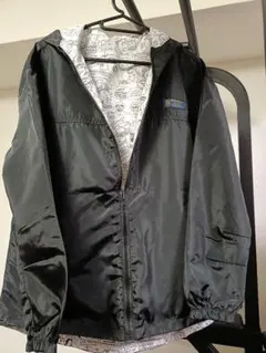 軽量撥水パーカー