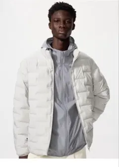 【ユニクロ新品】パフテックジャケット ノンキルト オフホワイト Mサイズ