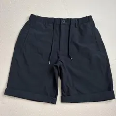 UNIQLO x Theory 感動ショートパンツ ブラックのサムネイル