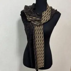 極美品✨フェンディ　スカーフ　ショール　ズッカ　ベロア　シルク　薄手 極美品✨フェンディ スカーフ ショール ズッカ ベロア シルク 薄手