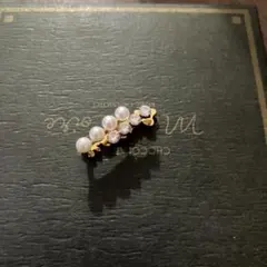 限定品　ete×ハローキティーコラボ　パール イヤーカフ ゴールド