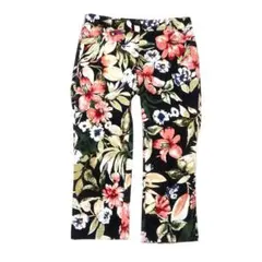 オットー　花柄　コットンクロップドパンツ　ブラック系　総柄　伸縮　キレイめ【9】のサムネイル