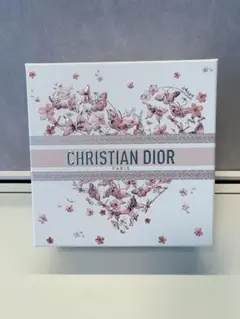 DIOR ディオール ギフトボックス 2026 桜 春 最新