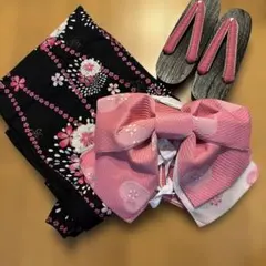美品　黒花柄浴衣・ピンク帯・下駄セット