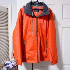 マウンテンパーカー ellesse